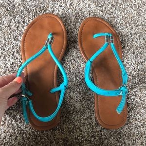 Women’s sandals